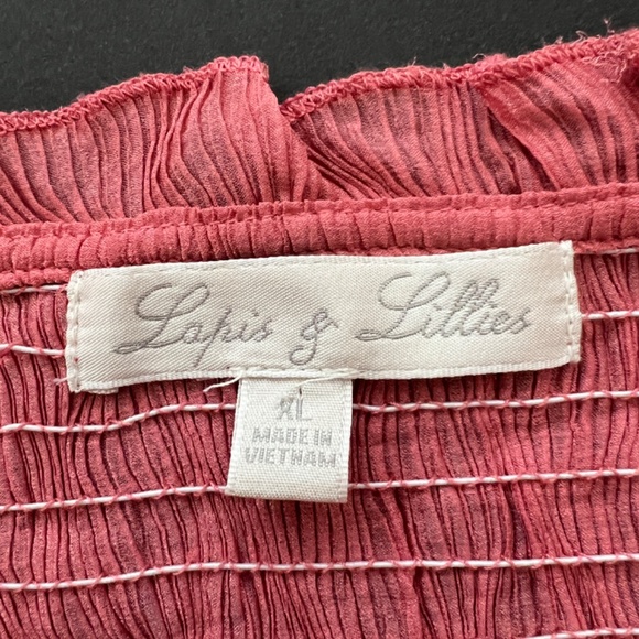 Lapis & Lillies Pink top Sz XL Ruffled Peasant Crinkled Front , Lined, T… - Picture 9 of 9